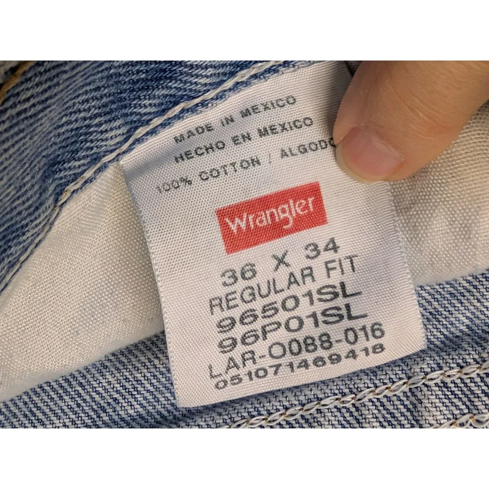 Wrangler regular fit